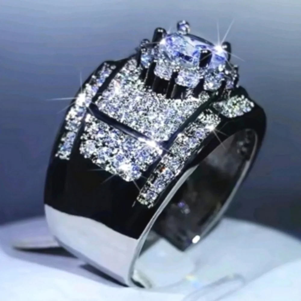 Elegant Mens 4 Ct Lab Created diamond Blinged out 925 Silver Wedding Band